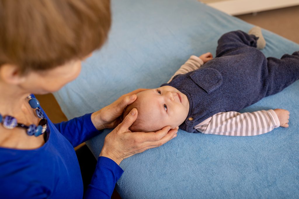 Bowtechbehandlung on Kleinkind